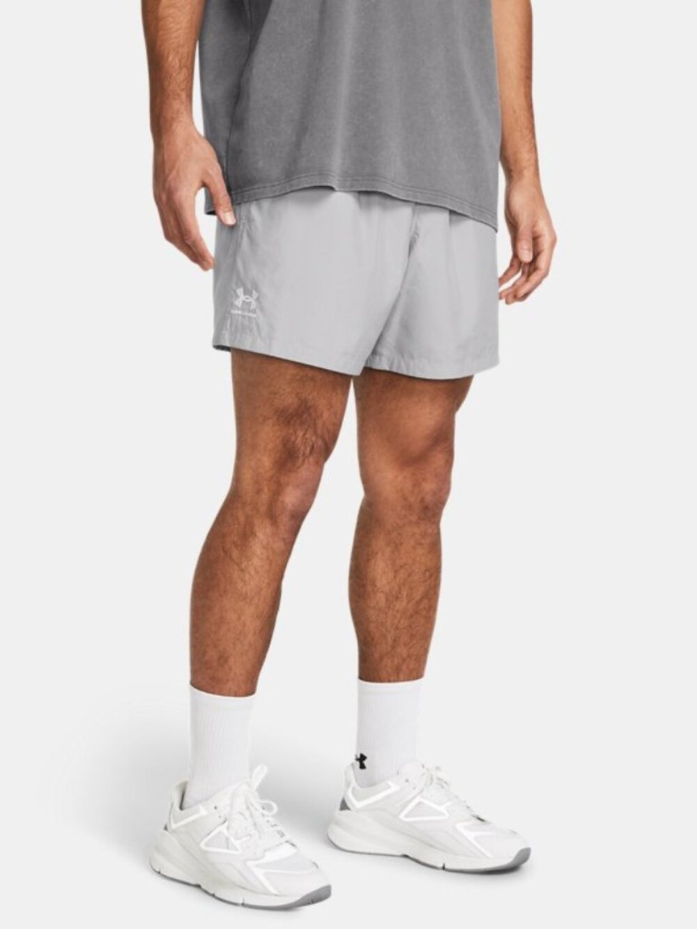Under Amour Men's Woven Volley Shorts 6 in - Picture 1 of 1
